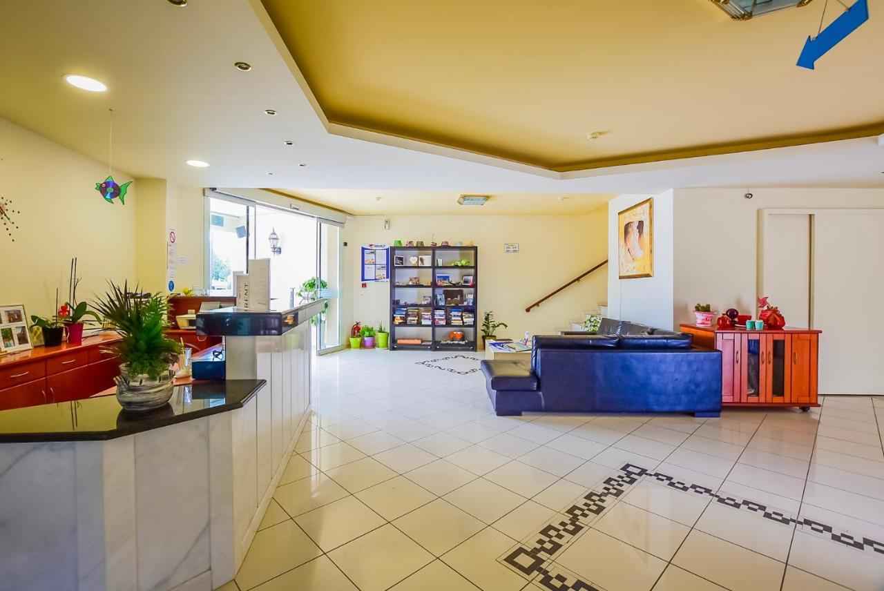 Timos Hotel ลากานาส ภายนอก รูปภาพ